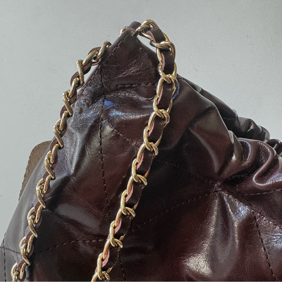Brown Oiled Shiny Quilted Leather 22 Gathered Hobo Chain Tote w/ Gold HW B8 - Picture 12 of 17